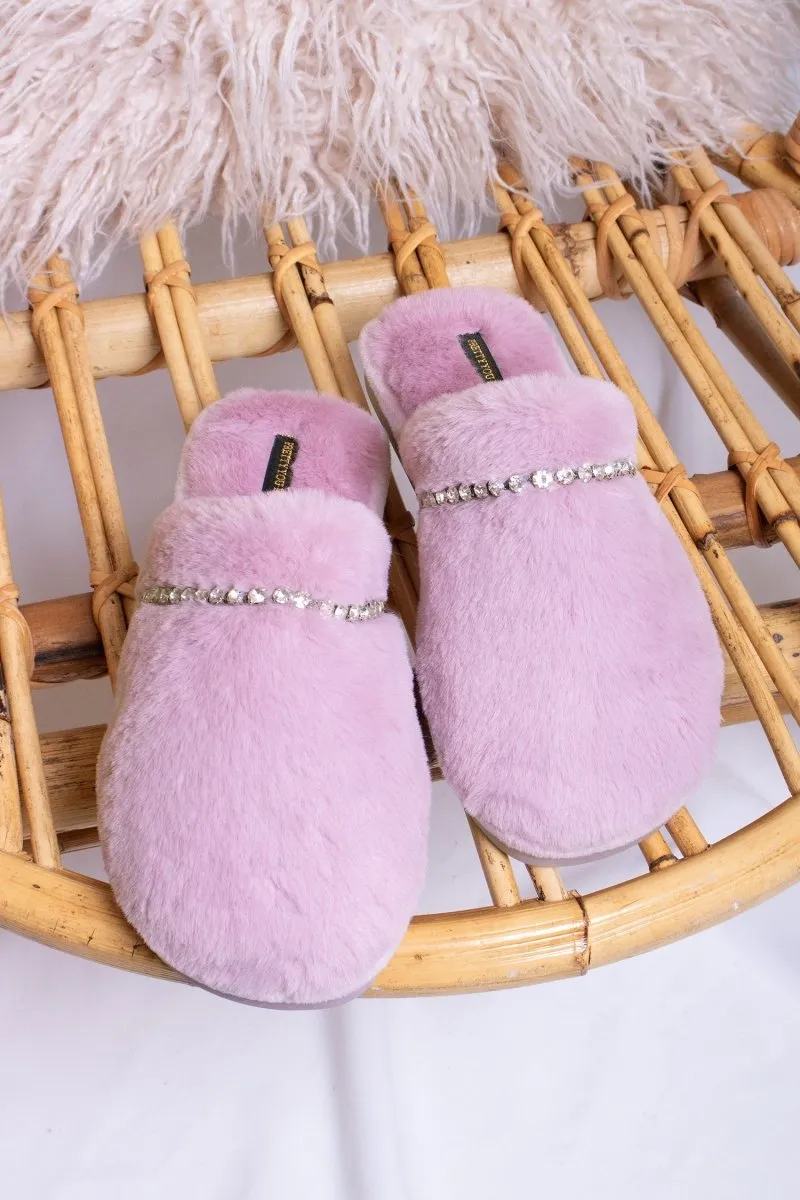 Gracie in Lilac
