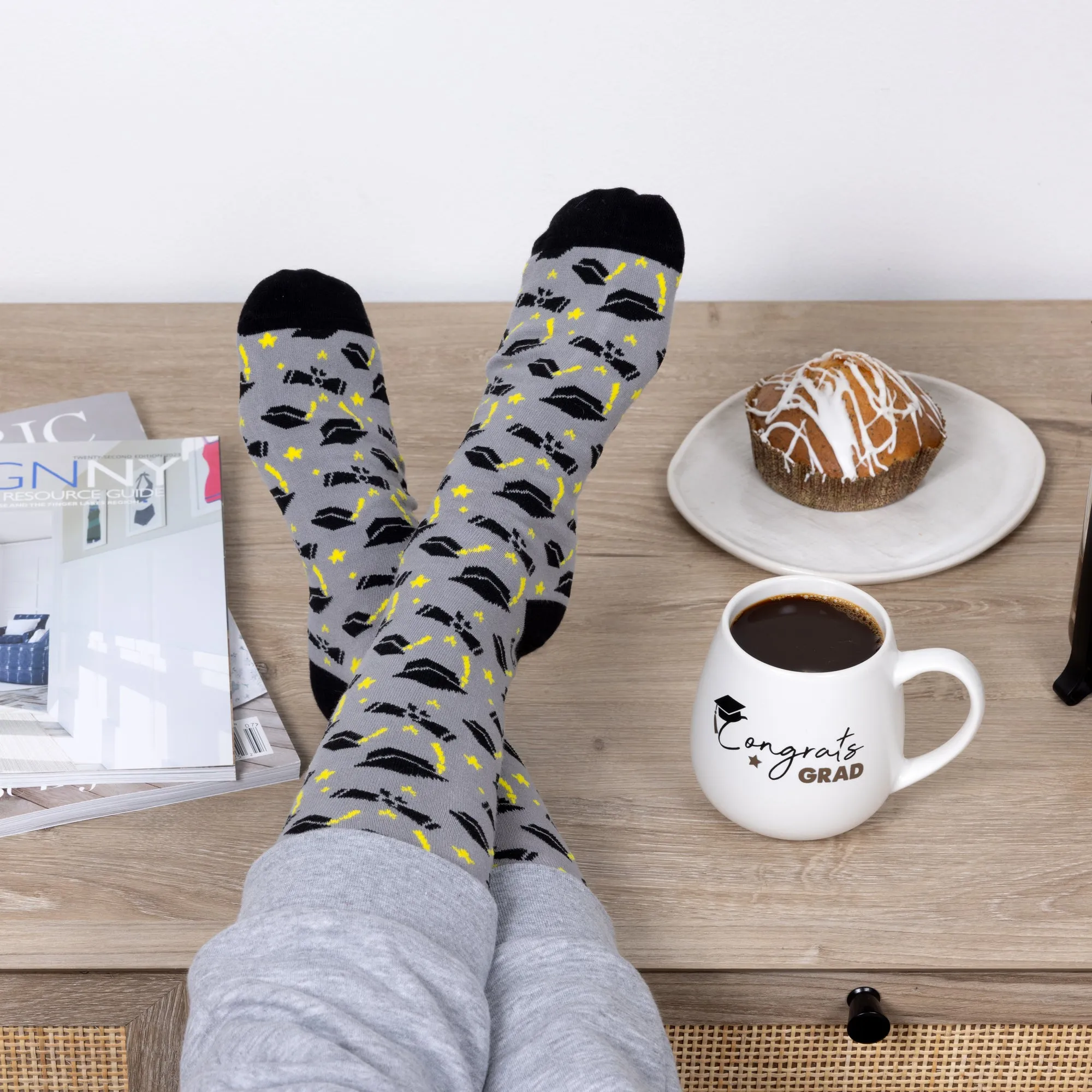 Grad 15.5 oz Mug and Sock Set